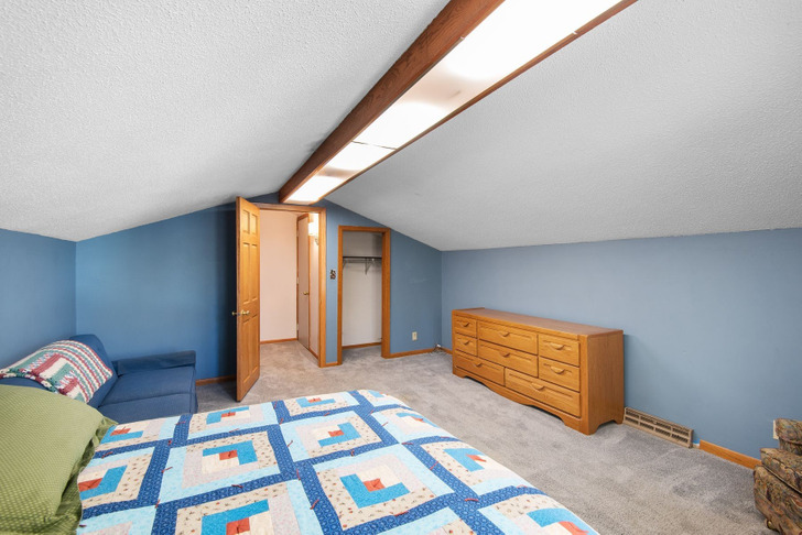 Neighbors Who Raised 10 and 8 Kids in Two-Bedroom Homes