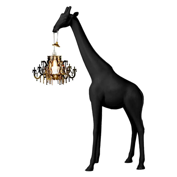 Sada možete kupiti žirafe koje će nositi lustere po vašem domu (15 slika)