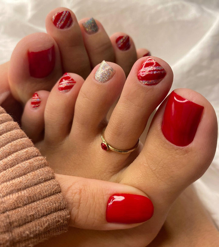 10+ Girls That Can’t Live Without an Impressive Pedicure