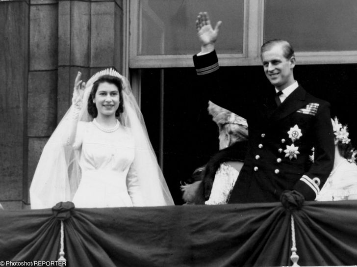 12 Romantic Stories of How Royals Met and Made Their Relationship ...