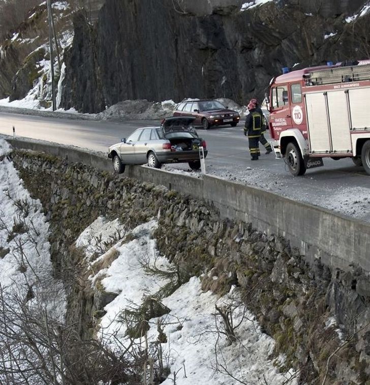 24 Lucky People Who Avoided a True Catastrophe