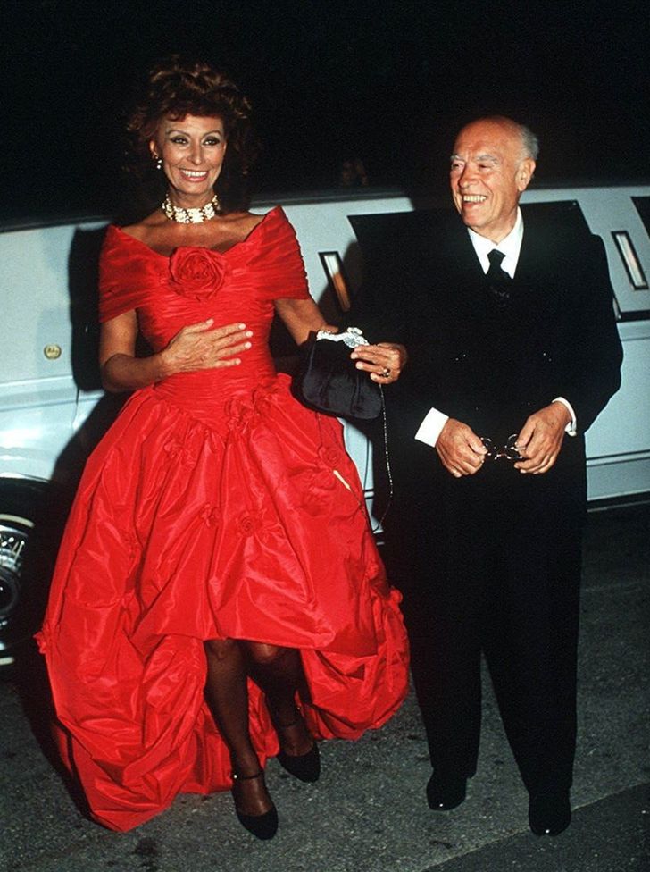 The Story of Sophia Loren, a Hollywood Siren Who Only Loved One Man for 50 Years