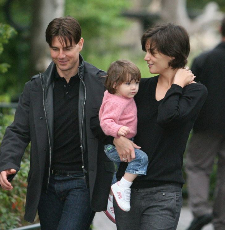 How Katie Holmes Is “Protecting” Suri Now, After an Over-Exposed ...