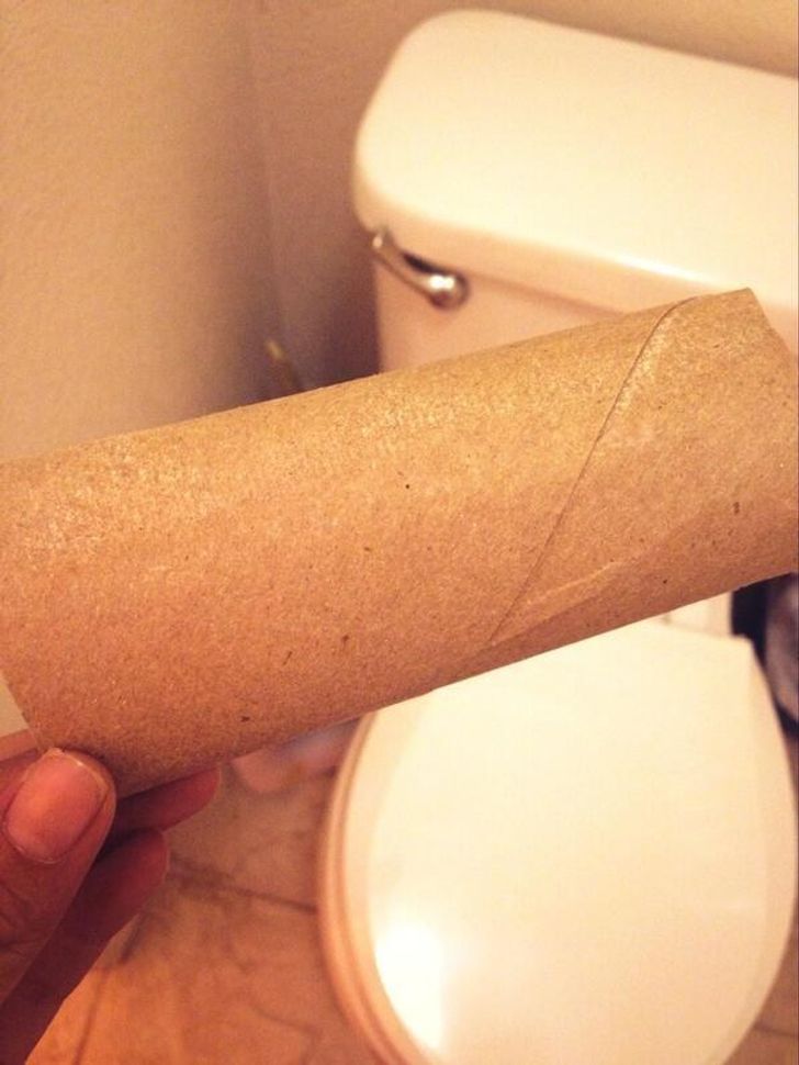 19 Photos That Can Make Anyone Feel Uncomfortable