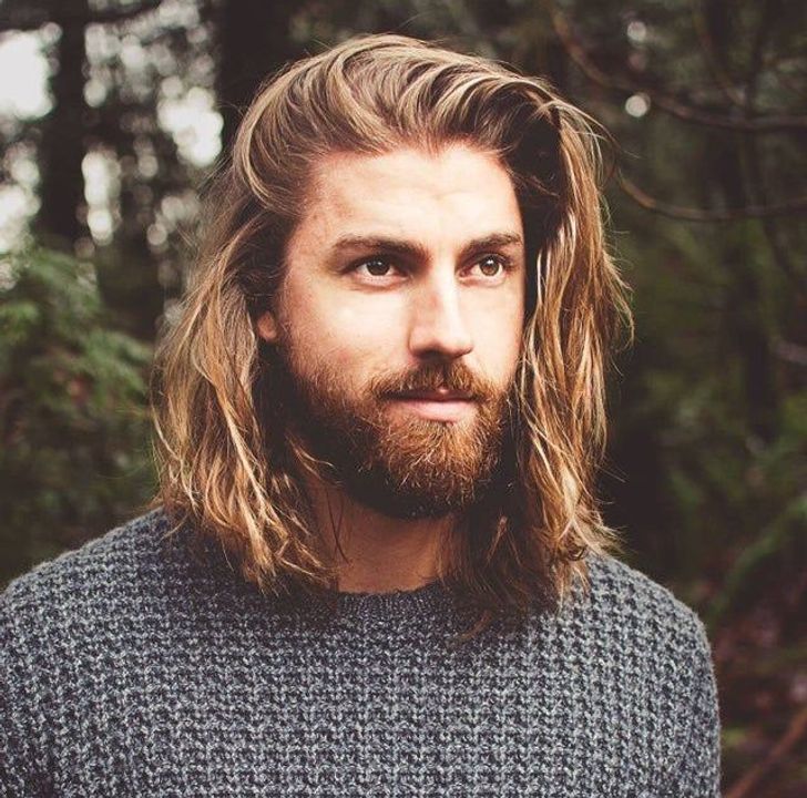17 Simple Guys Who Grew Their Hair Out and Outshone Hollywood Hotties ...