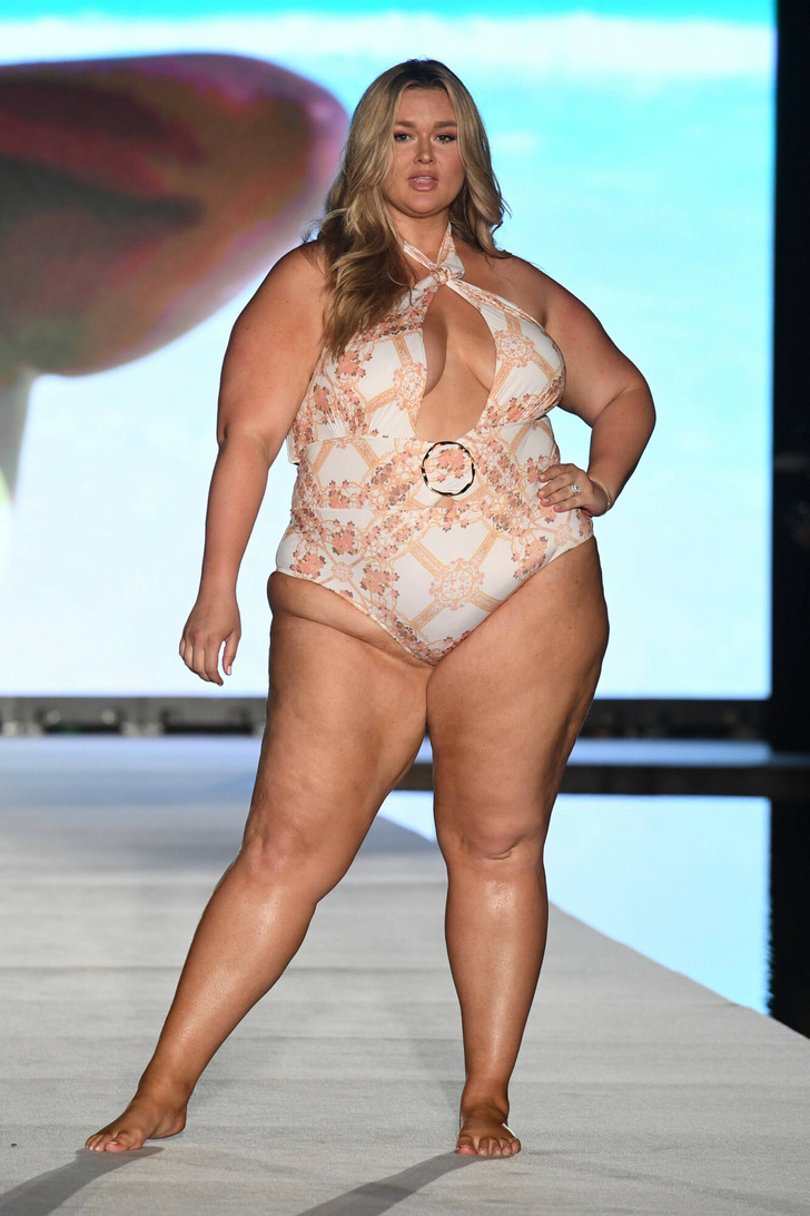 This Famous Swimsuit Runway Show Proved That Beauty Can t Be