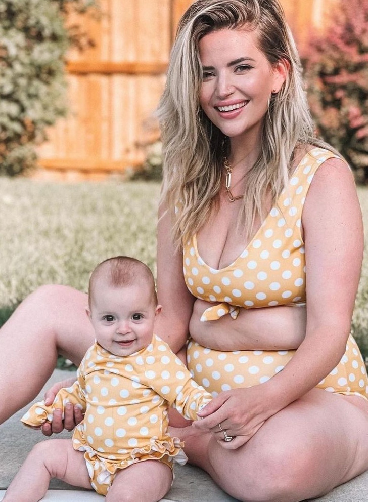 Meet Sarah Nicole Landry, a Mom of 4 Who's on a Mission to Make All Women  Feel Good in Their Own Skin / Bright Side