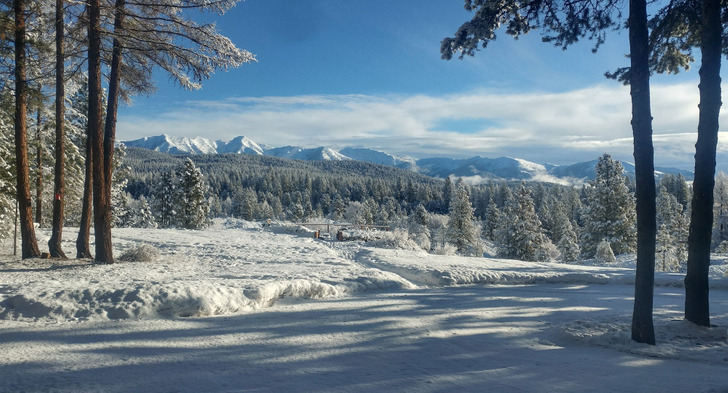 A Retiree Who Searched for Two Years and Now Wakes Up to This View in the Mountains of Oregon