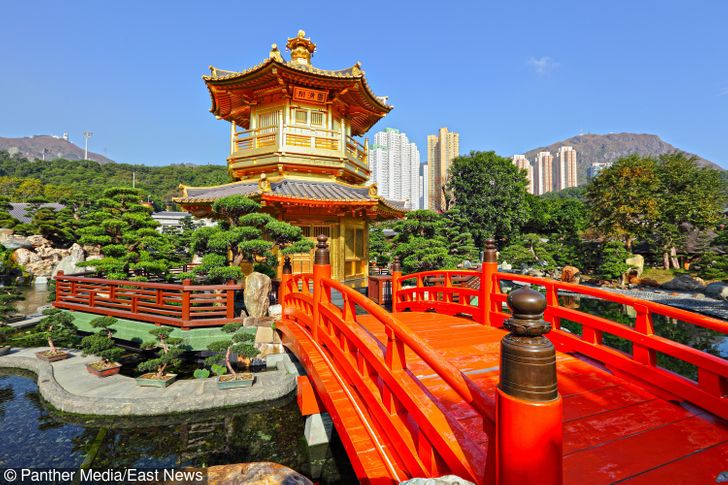 12 Bizarre Things You Need to Know About China