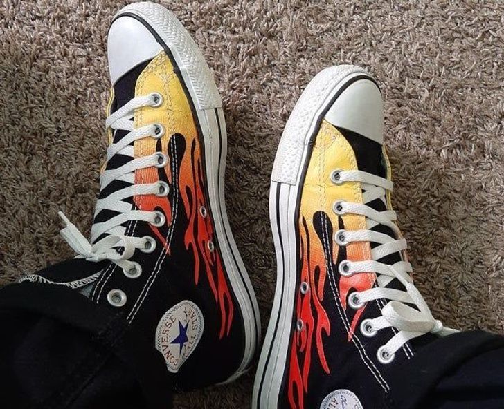 19 People Shared Stories About Their Shoes That We Won’t Forget Any ...