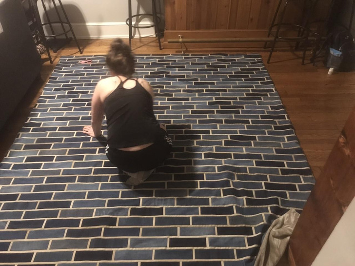 She Turned Old Jeans and Khakis Into a Quilt That Looks Like a Brick Wall
