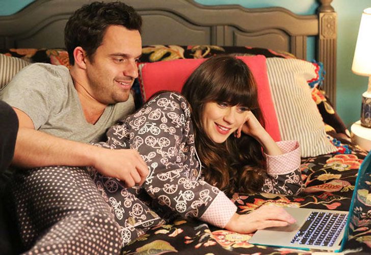 16 Little Things Happy Couples Do For Each Other Every Night