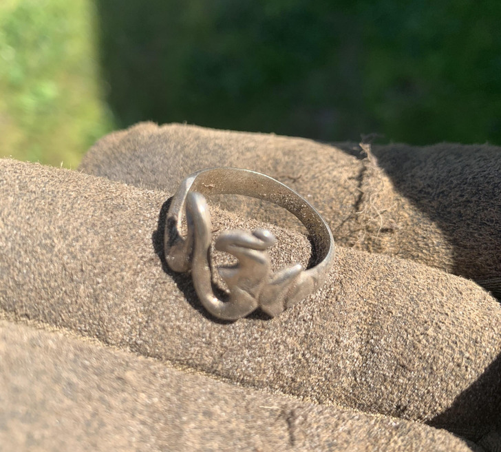 A Landlady’s Silver Ring From Bali, Lost for 5 Years and Found in an Hour