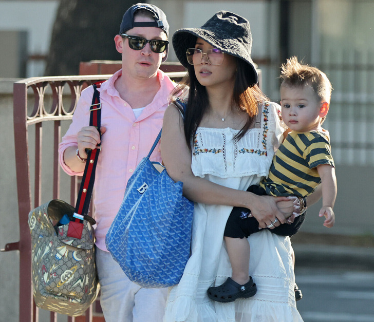 macaulay culkin and his parents