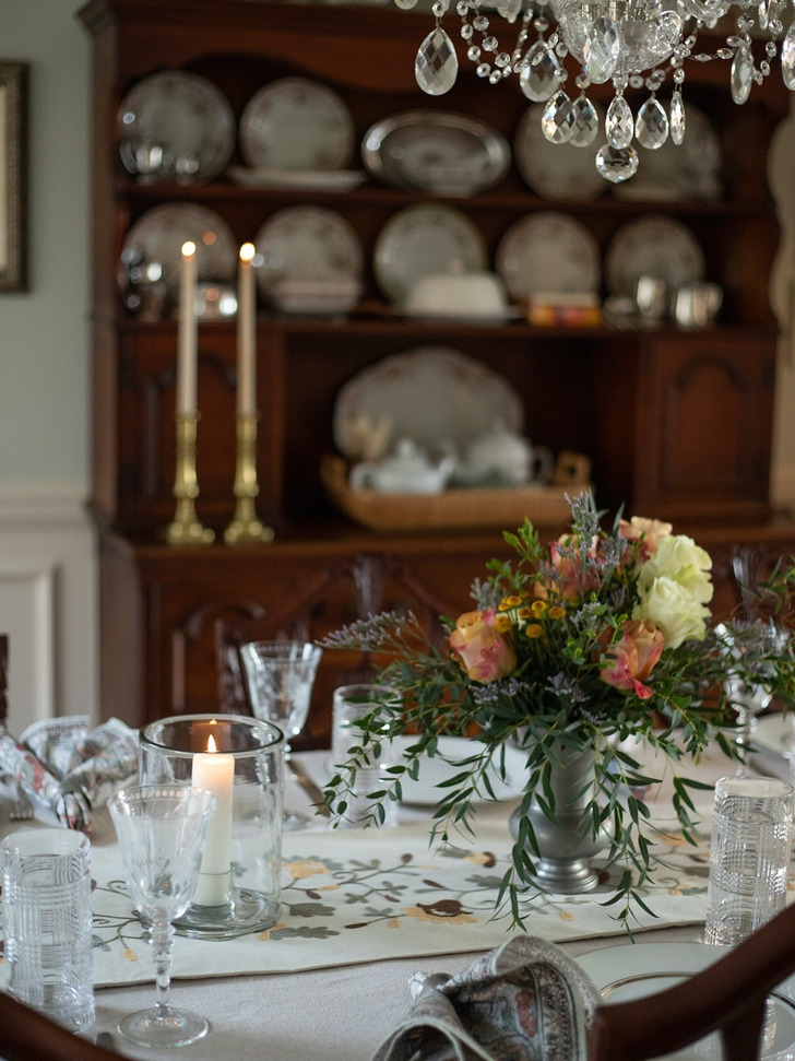 Mismatched China Is Back on the Table