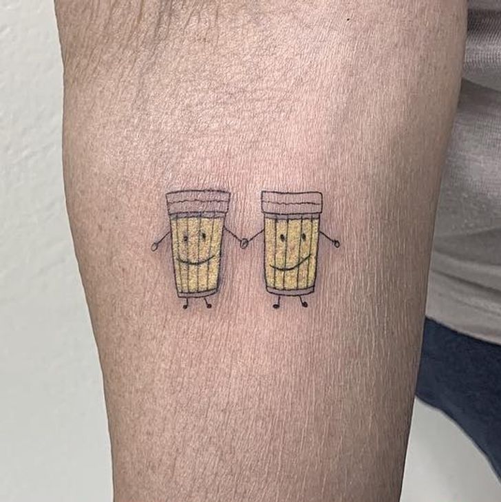 2 Ladies Celebrated Their 30-Year Friendship by Getting Lovely Couple  Tattoos of What They Both