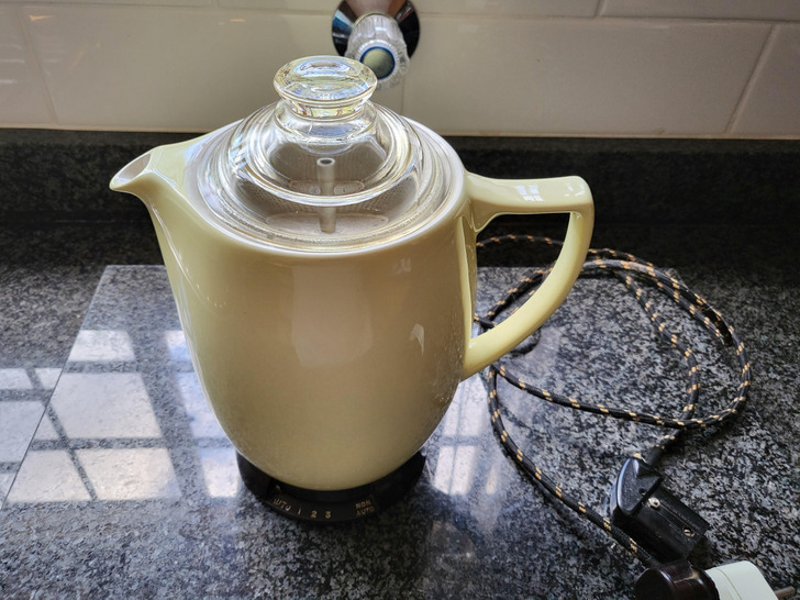 A 1952 Coffee Maker With a Glass Top That Has Been in the Family for 70 Years