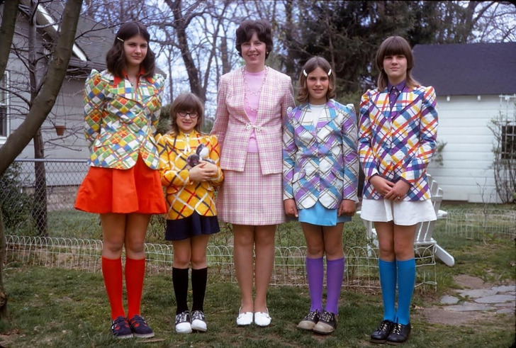 5936d757eca205aa61244b16e0 20+ Heartwarming Photos That Feel Like a Trip to Our Moms’ and Grandmas’ Childhood / Bright Side