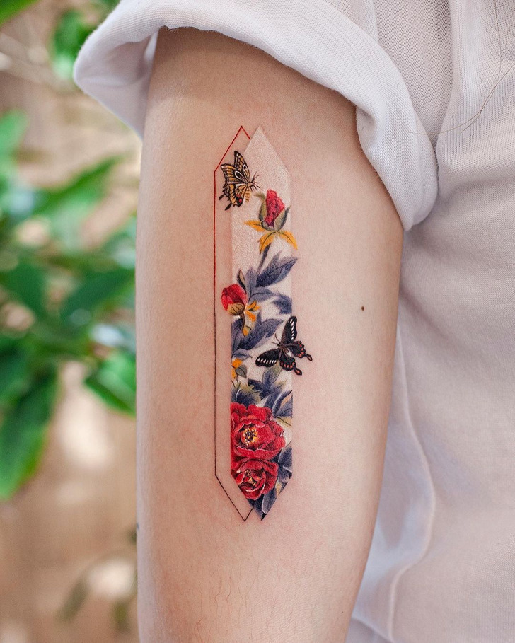 Watercolor tattoos Chinese artist turns traditional paintings into skin  art  Goldthread