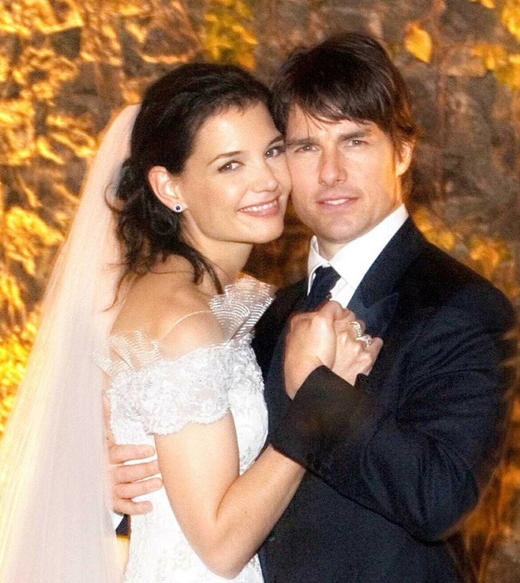 Revista aponta que Tom Cruise deseja reacender romance com Sofia