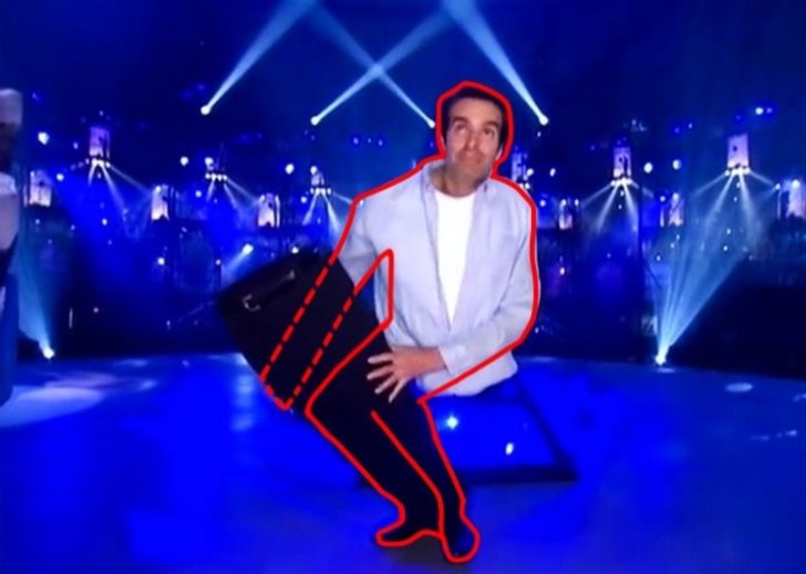 9 Secrets Of Famous Magic Tricks That Will Impress Even The Most Skeptical Audiences
