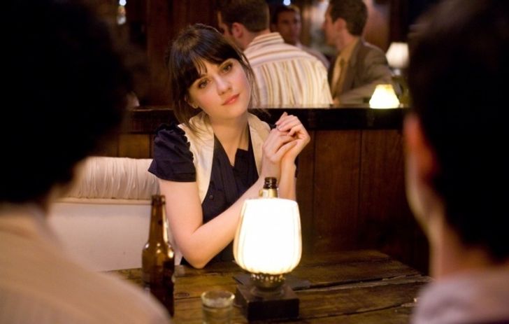 7 practical tips to make strangers like you instantly