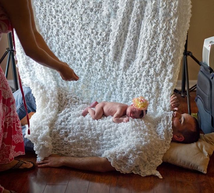 15 Moms and Dads Who Show What It Means to Be a True Parent