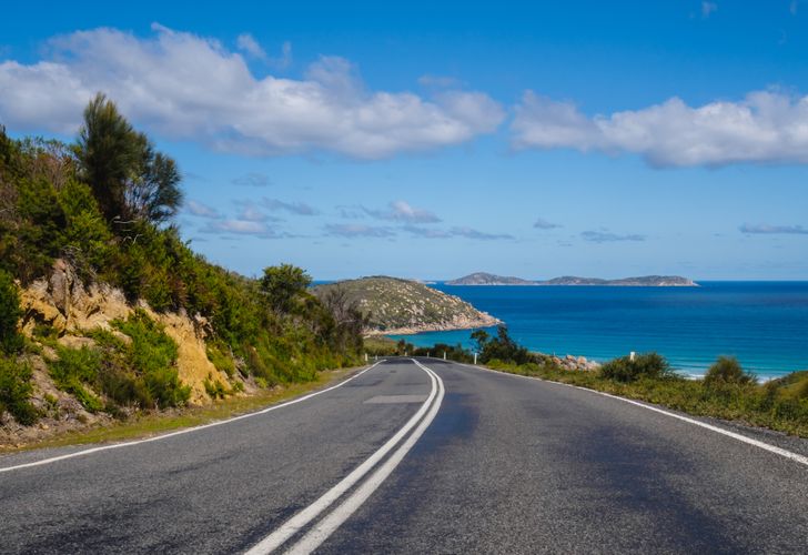 12 Breathtaking Roads That Will Make You Gasp in Amazement