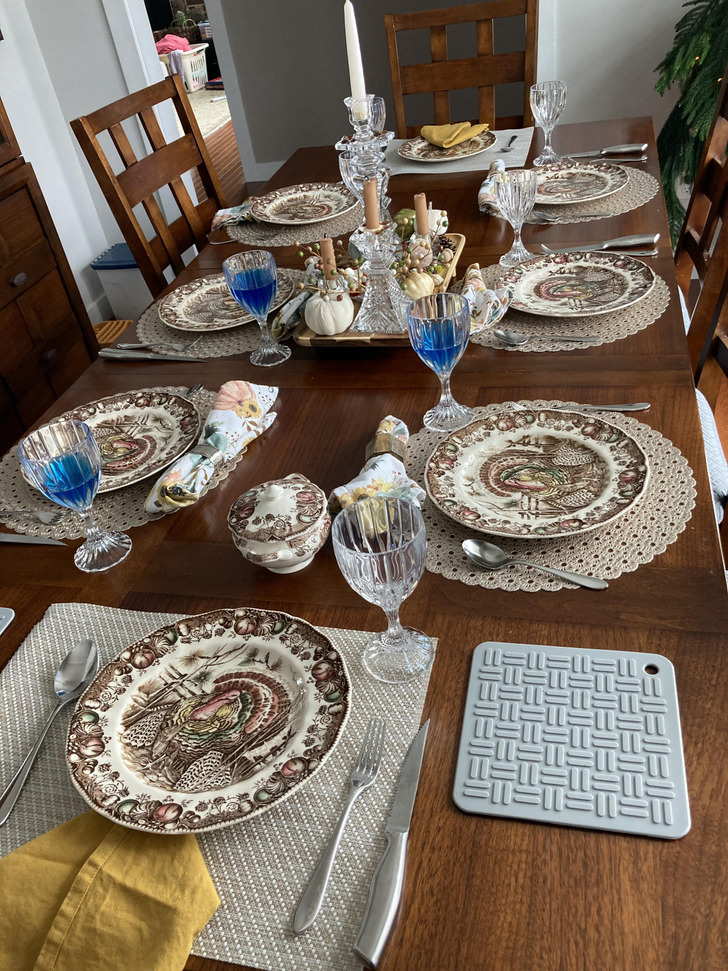 Grandma’s China, or a Sister’s, as the Main Event