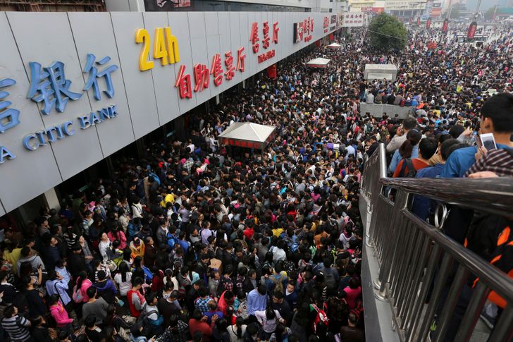 12 Bizarre Things You Need to Know About China