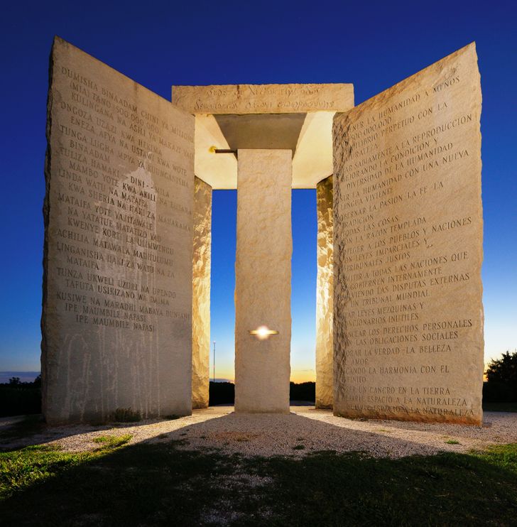 10 Sculptures That Might Leave You Completely Indifferent Until We Reveal Their Stories