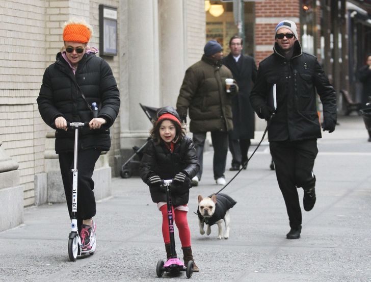 12 Secrets From Parents Who Raised Happy Children