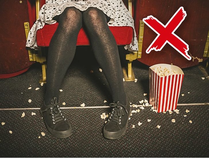 10 Secrets Movie Theaters Are Hiding From You