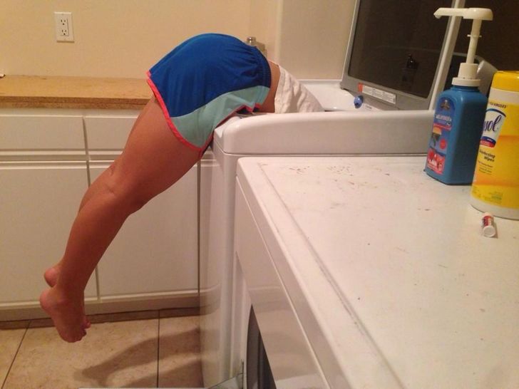 13 situations that only short girls can relate to