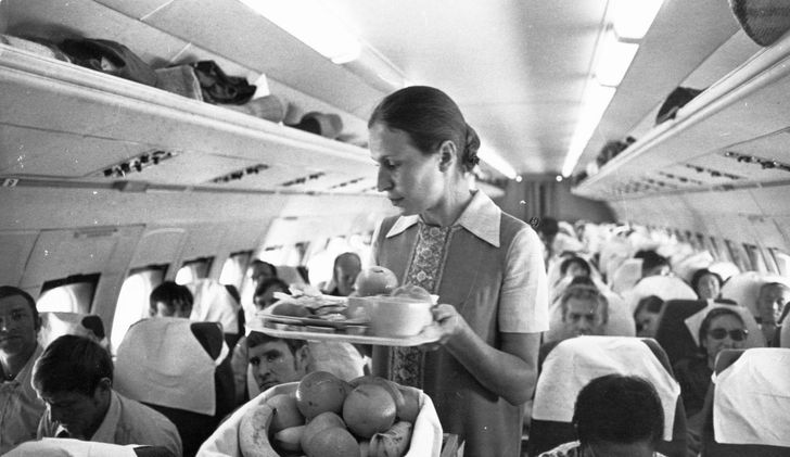 14 Vintage Airline Photos That Can Make You Want to Go Back to the Past