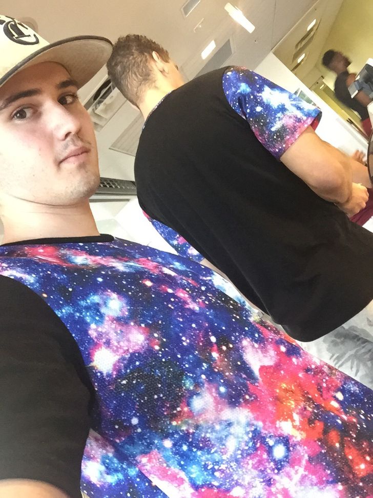 12 Hilarious Shots Taken at Exactly the Right Moment