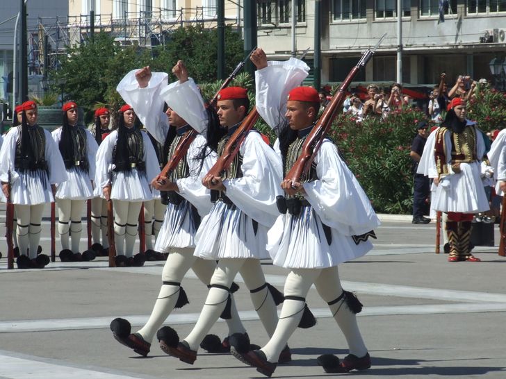 17 Uniforma vërtet të çuditshme nga e gjithë bota