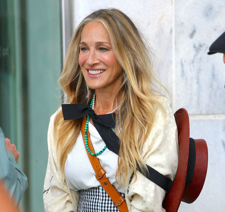 “We Need to Reframe Beauty,” Why Sarah Jessica Parker Doesn’t Want to ...