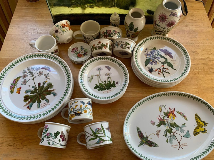 048e1c5559890bcd4fb58ebca5 16 Thrift Store Workers Revealed the Biggest Treasures They Found Before Anyone Else Could / Bright Side