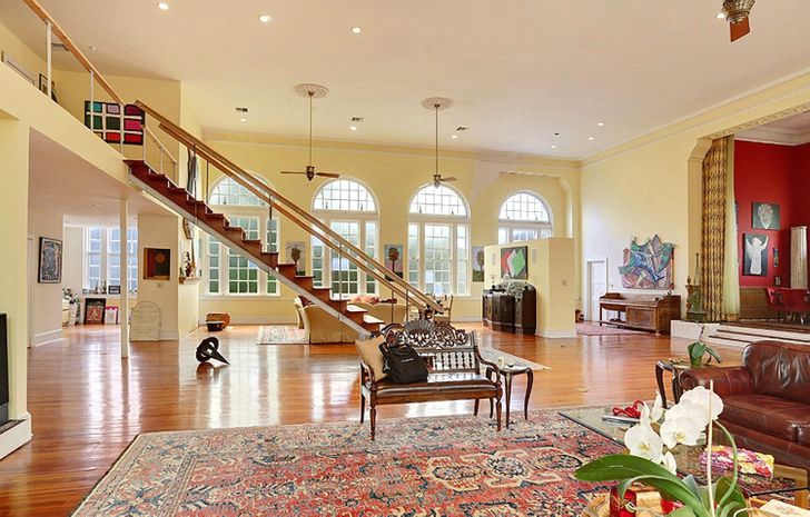 11 Insane Celebrity Homes