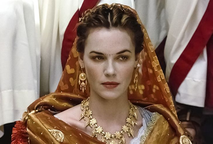 10 Things Hollywood Movies Got Wrong About Women in Ancient Rome and Greece