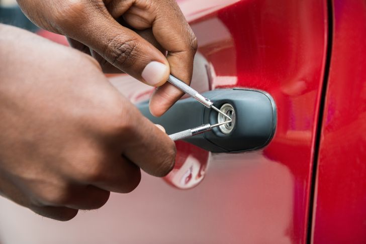 How to unlock my car door without a key