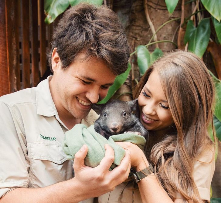 Bindi Irwin Got Married at a Zoo and Paid a Sweet Tribute to Her Father ...
