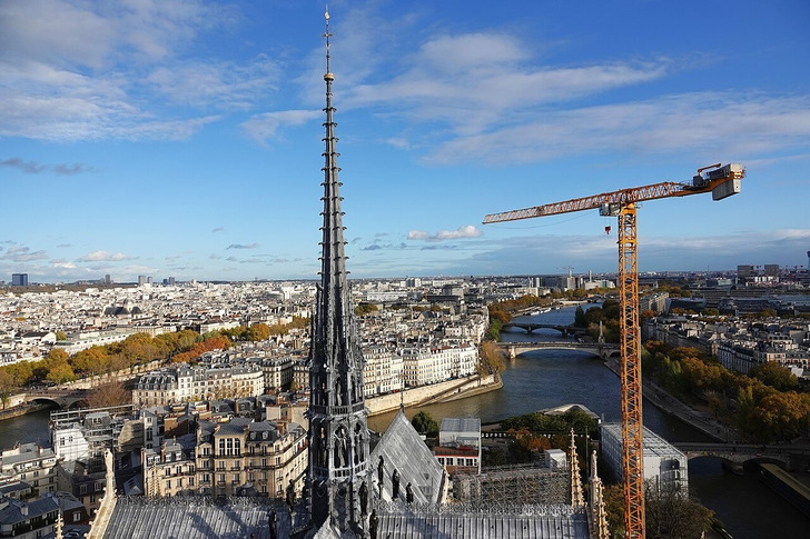 2025: the new spire