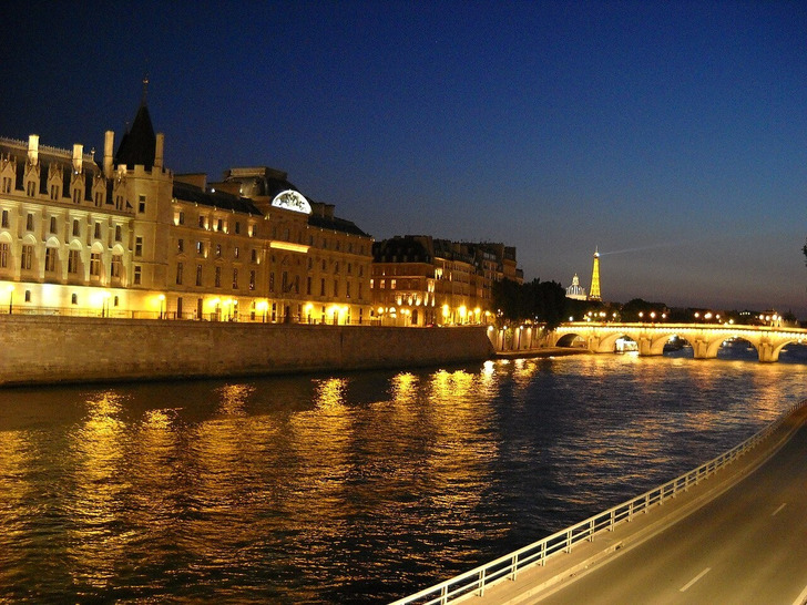 The Seine by the Eiffel Tower