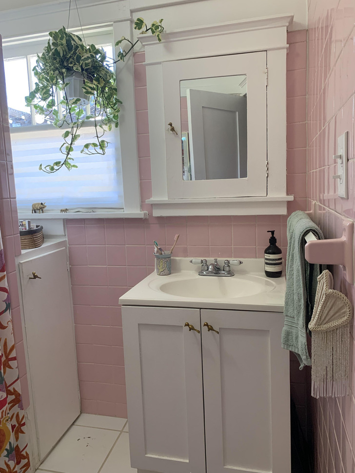 Original Pink Tile From 1923 and a Promise About Pigs