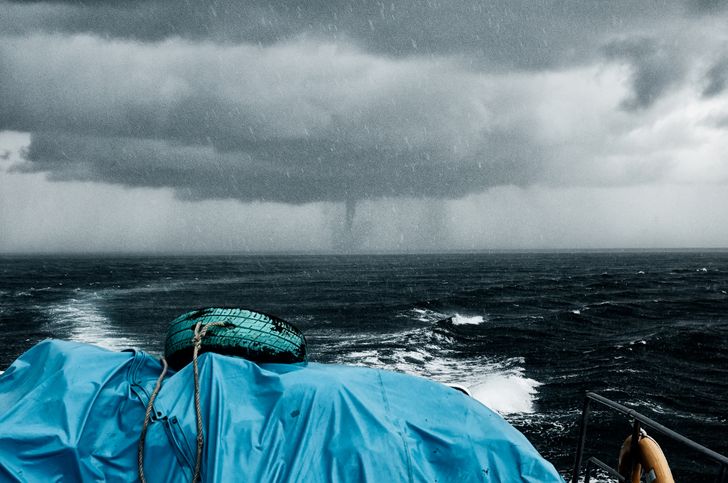 20 Truly Impressive Photos That Show an Unexpected Side of Life