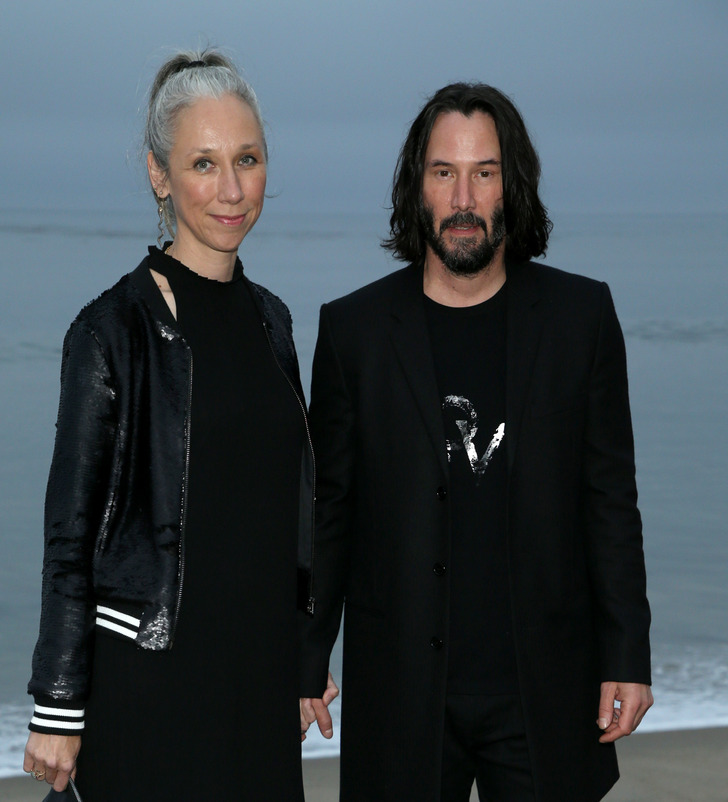 Keanu Reeves’ Love Life Proves That It’s Never Too Late to Find “The One”