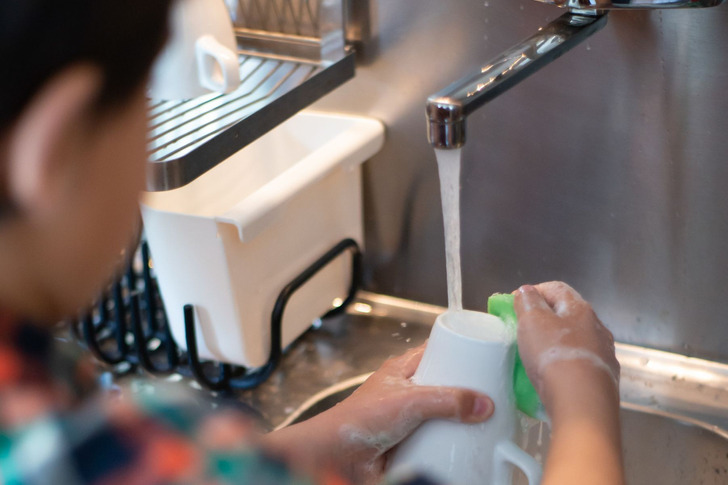 6 Kids, One Chore Rotation and a Lesson About Being Too Good at Cleaning the Bathroom