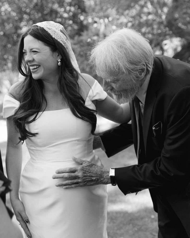 At 94, Clint Eastwood Makes a Rare Appearance at Daughter’s Wedding ...